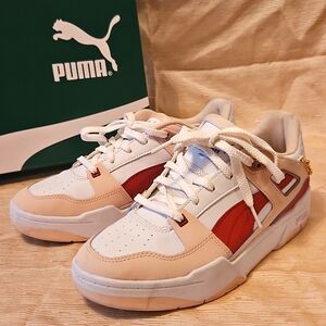 Puma Slipstream Sneakers in White and Pink